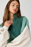 Colorblock Pullover - Green